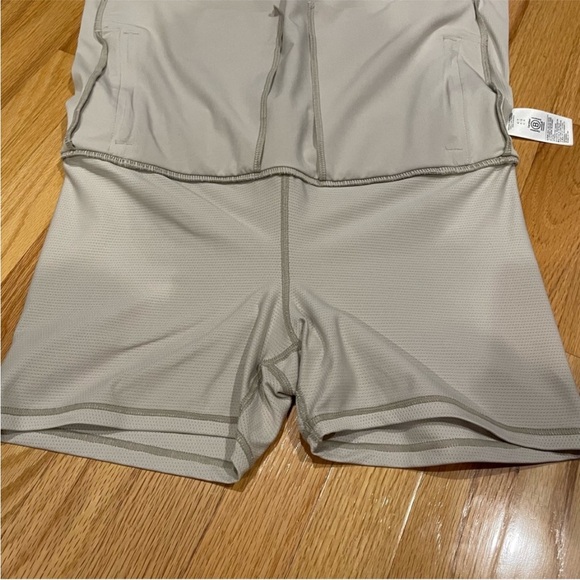 NWT Athleta Brooklyn Mid Rise Skort 16” | Size 4 Tall - Picture 10 of 15
